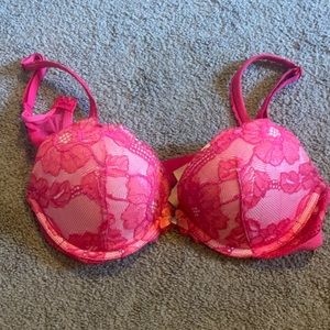 Victoria Secret push up bra 34B